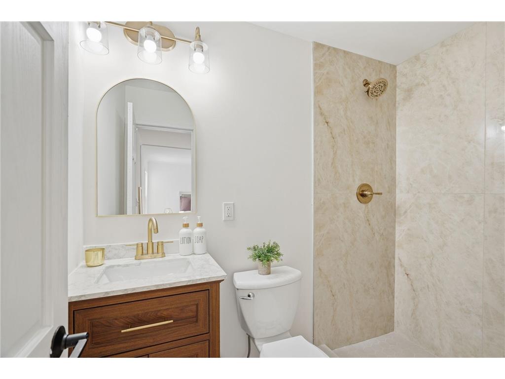 518 W 32nd Street Minneapolis MN 55408 7005097 image18