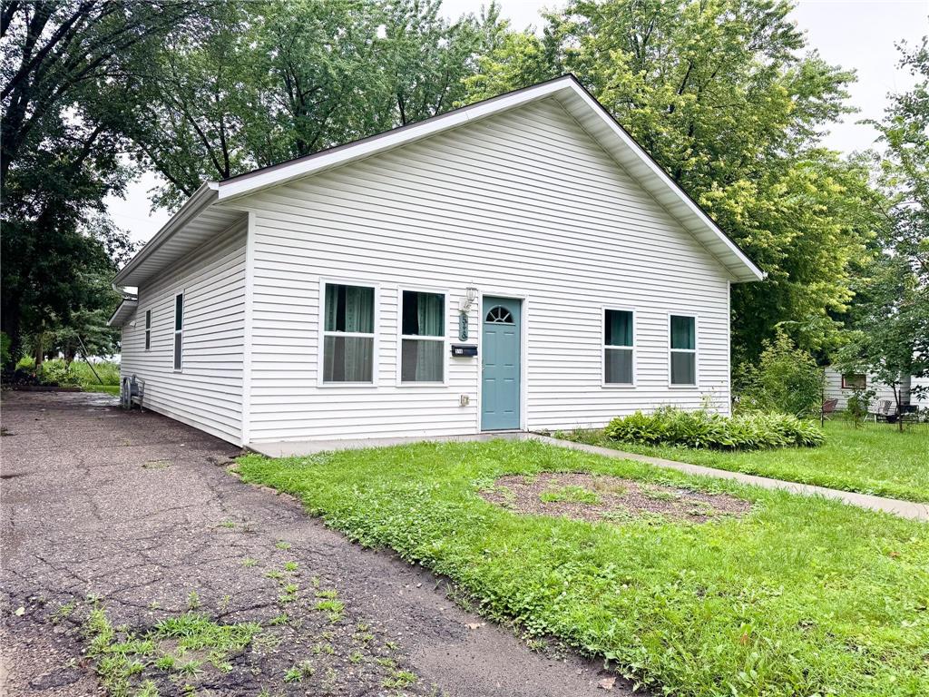 518 W Maple Avenue Fergus Falls MN 56537 6760570 image1