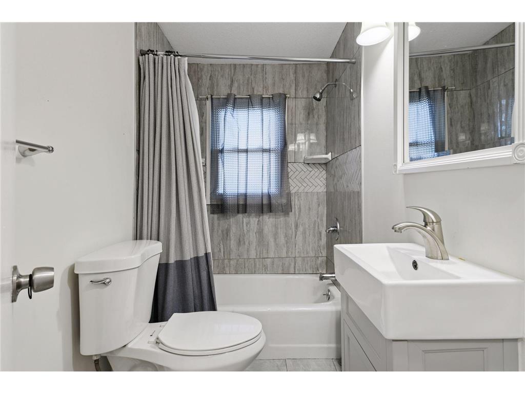 5183 Independence Street Maple Plain MN 55359 6823255 image16