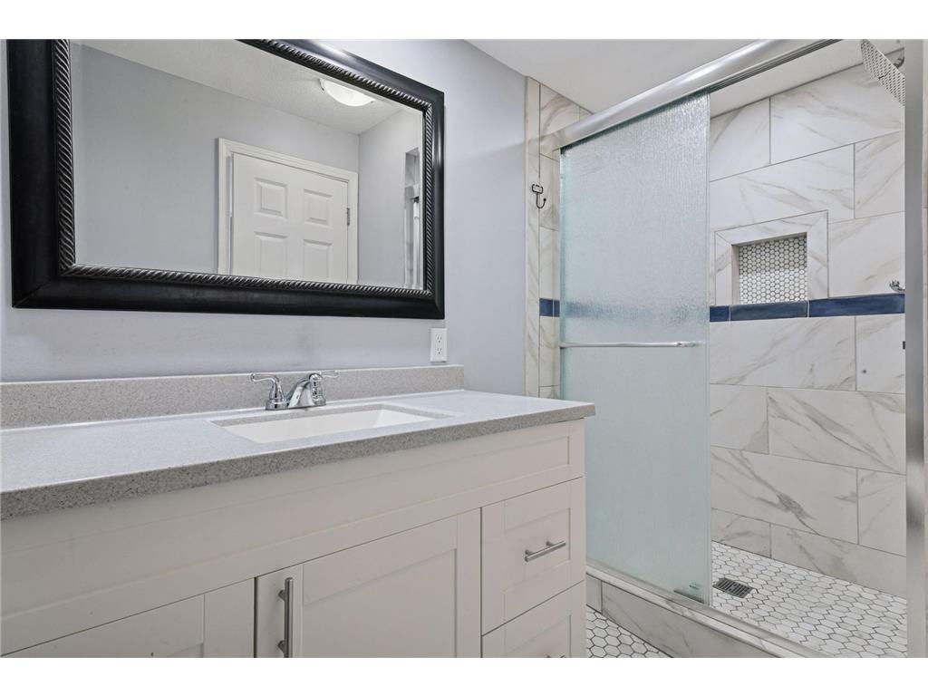 5183 Independence Street Maple Plain MN 55359 6823255 image32