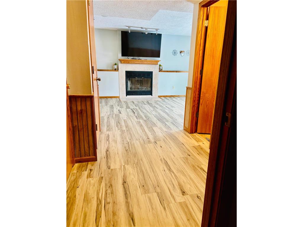 5187 Heath Avenue N Oakdale MN 55128 6820680 image11