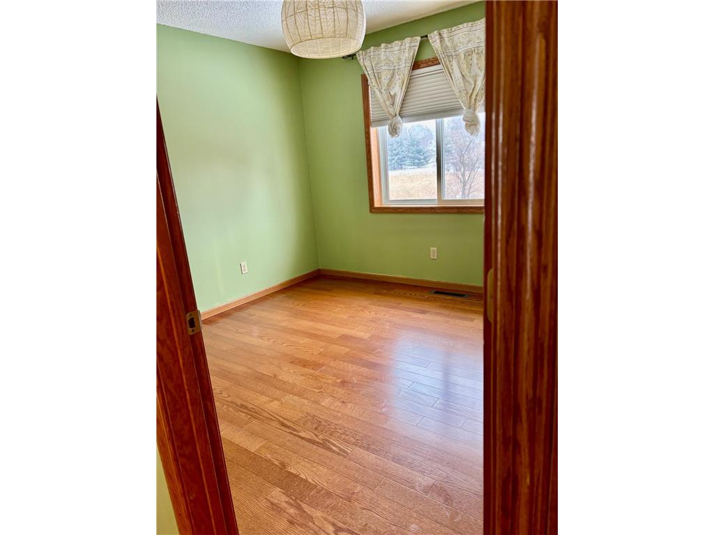 5187 Heath Avenue N Oakdale MN 55128 6820680 image17