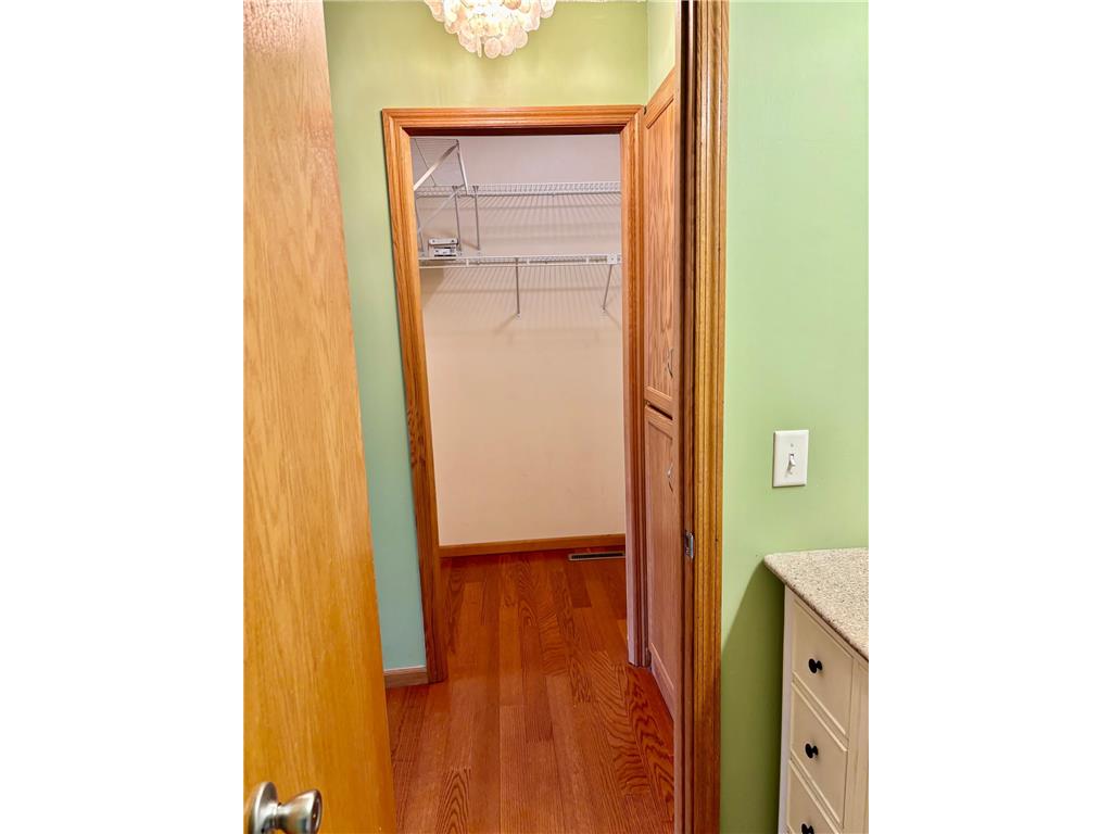 5187 Heath Avenue N Oakdale MN 55128 6820680 image18