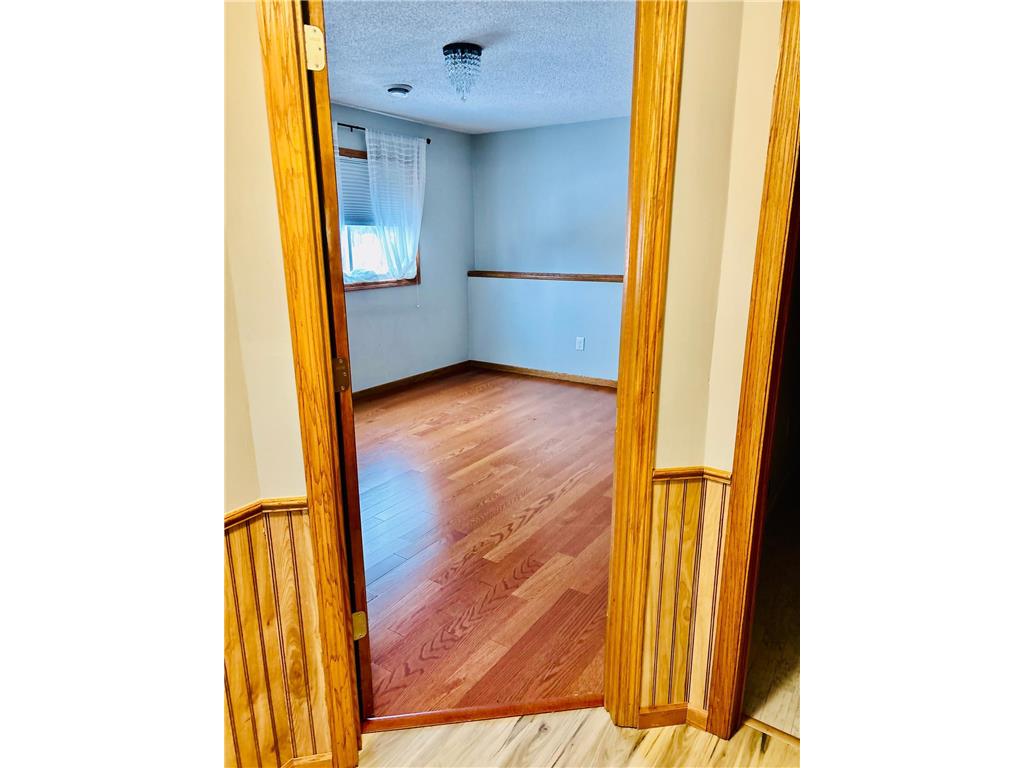 5187 Heath Avenue N Oakdale MN 55128 6820680 image7