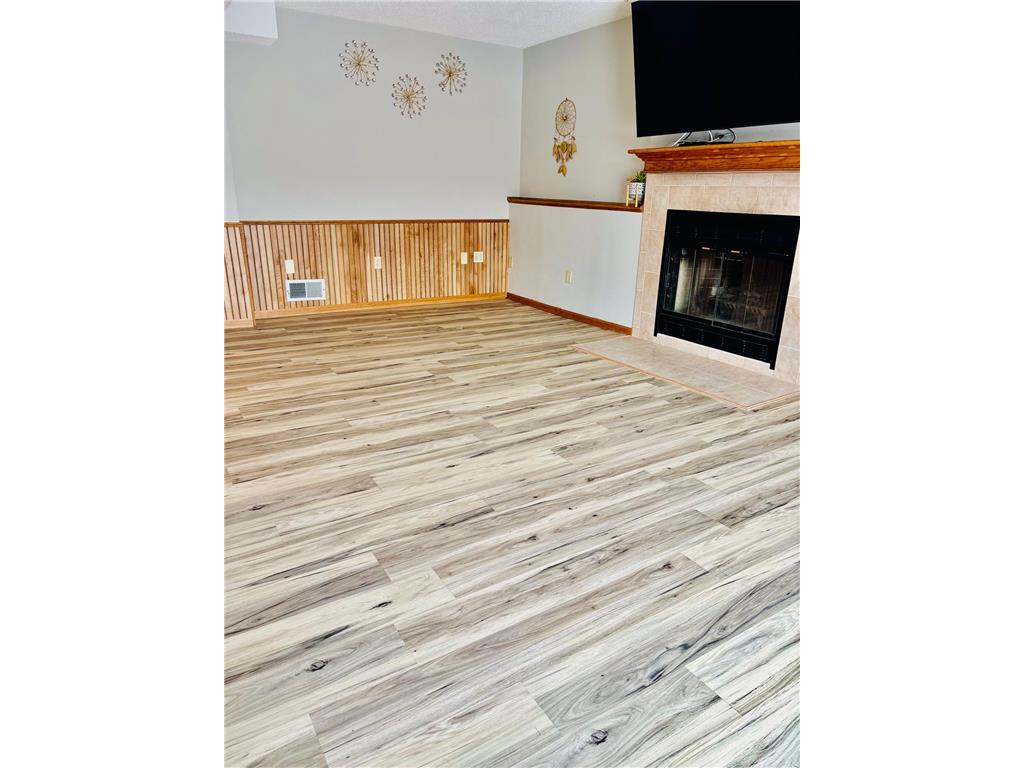 5187 Heath Avenue N Oakdale MN 55128 6820680 image9