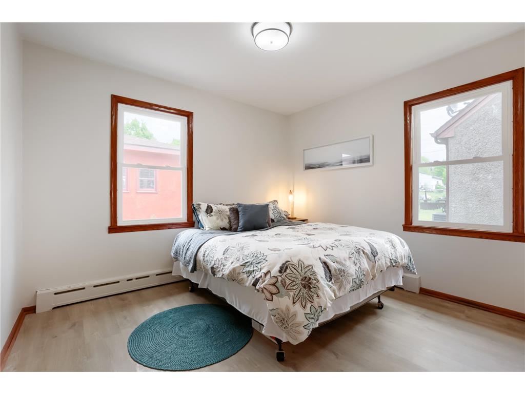 519 36th Avenue NE Minneapolis MN 55418 7075100 image7
