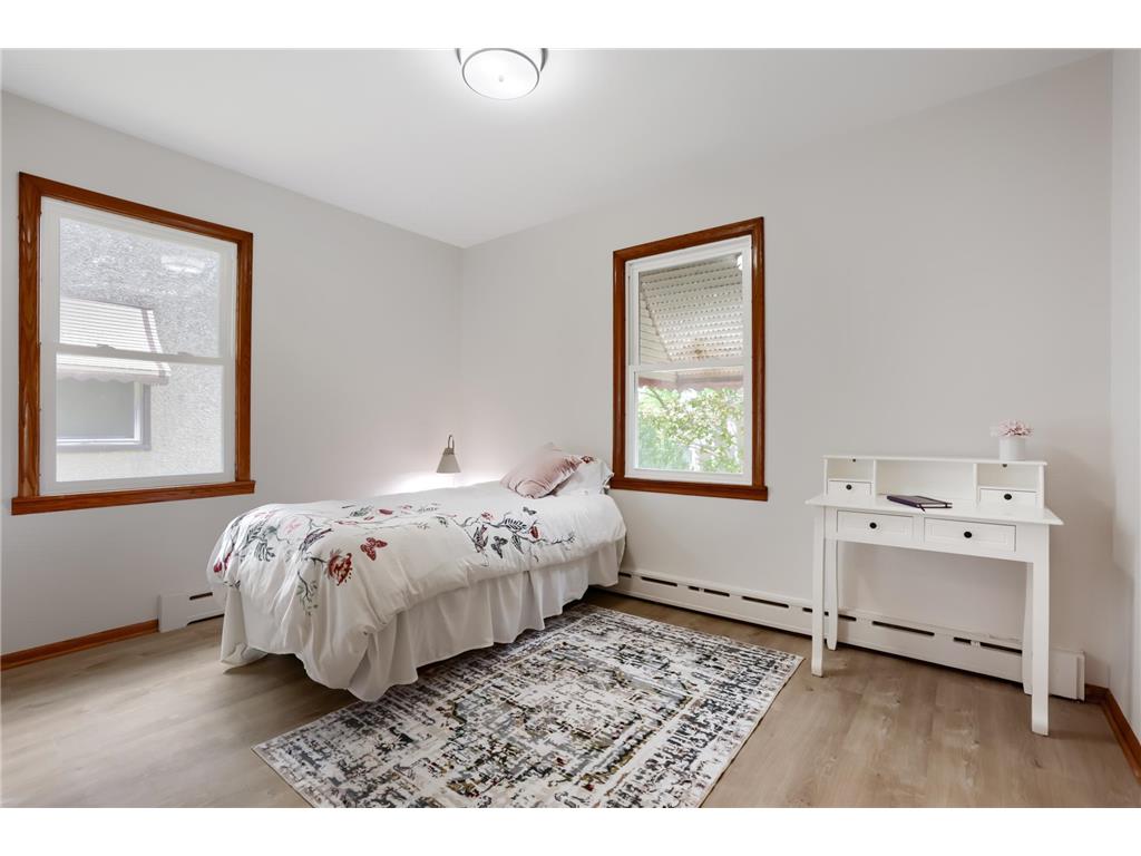 519 36th Avenue NE Minneapolis MN 55418 7075100 image8