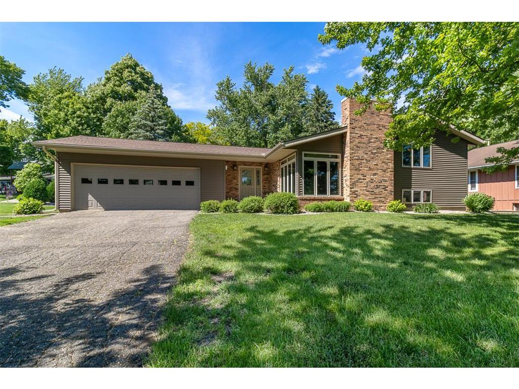 519 4th Street SW Madelia MN 56062 7087680 image1