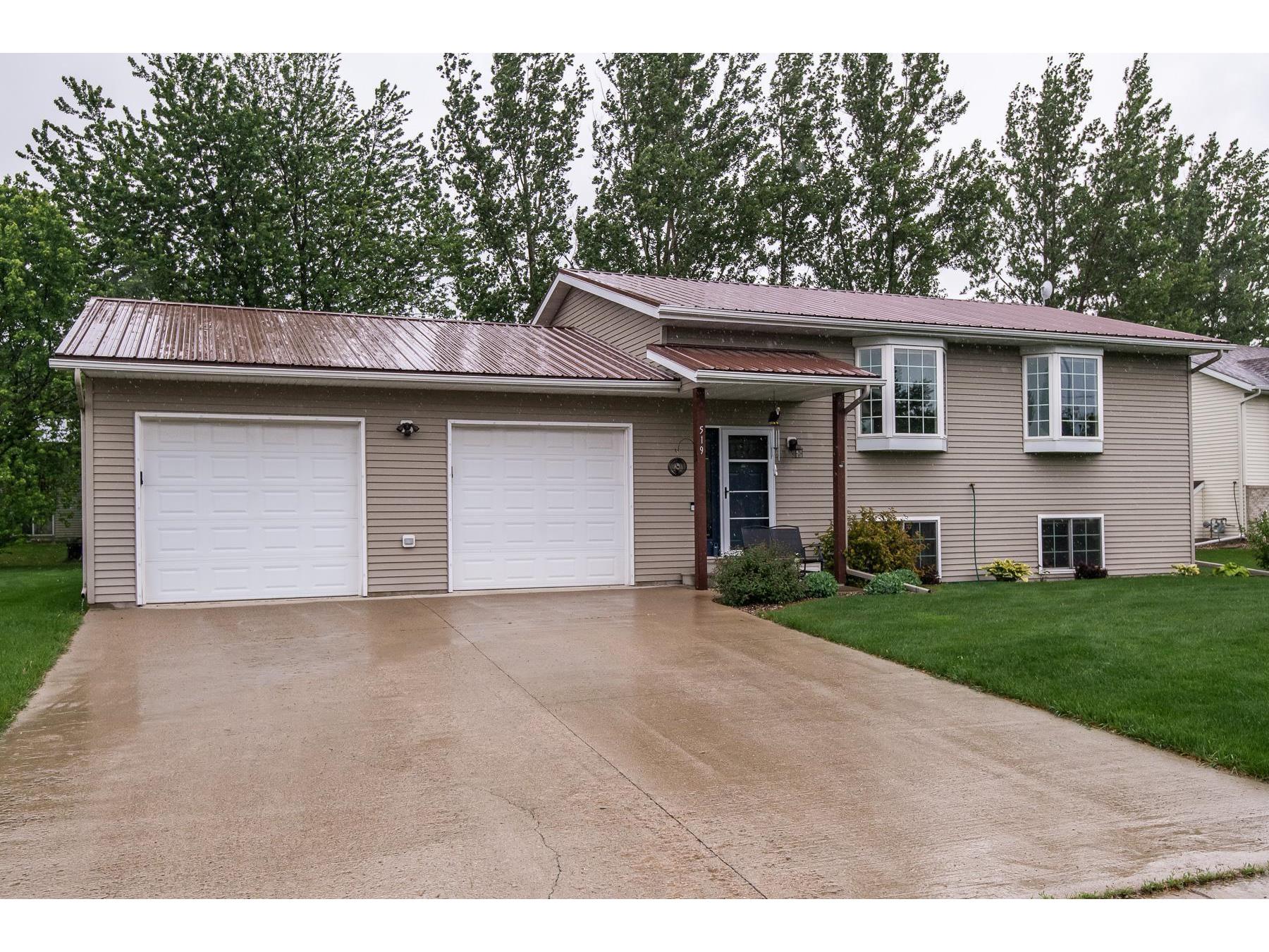 519 6th Street, West Concord, MN 55985 MLS 5765523 Edina Realty