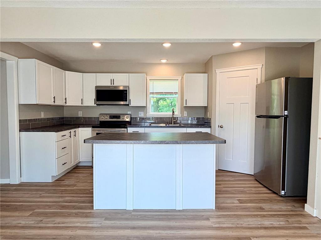 519 E 9th Street Morris MN 56267 7104131 image3