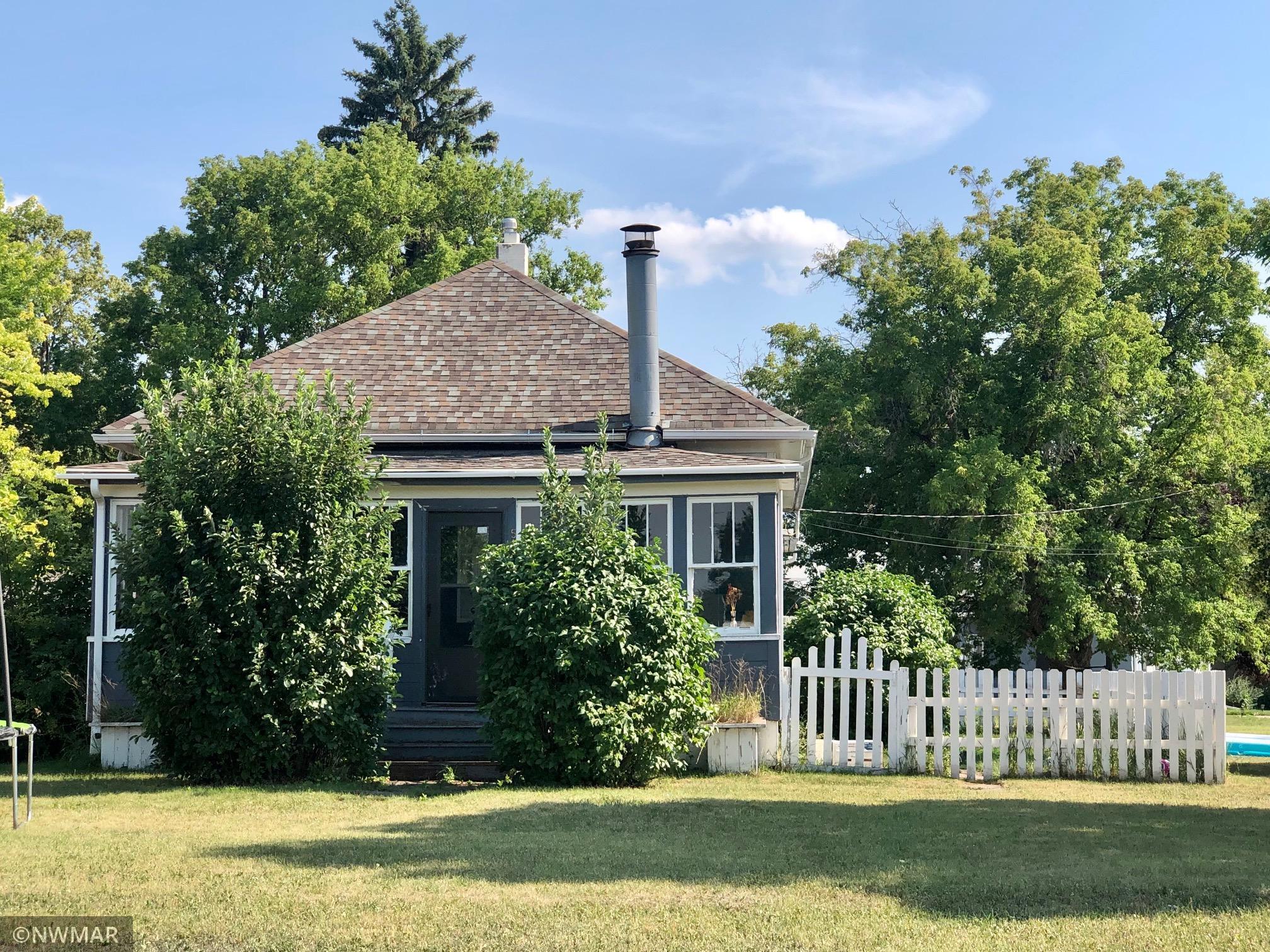 519 Grant Street, Crookston, MN, 56716 MLS 6020498 Edina Realty