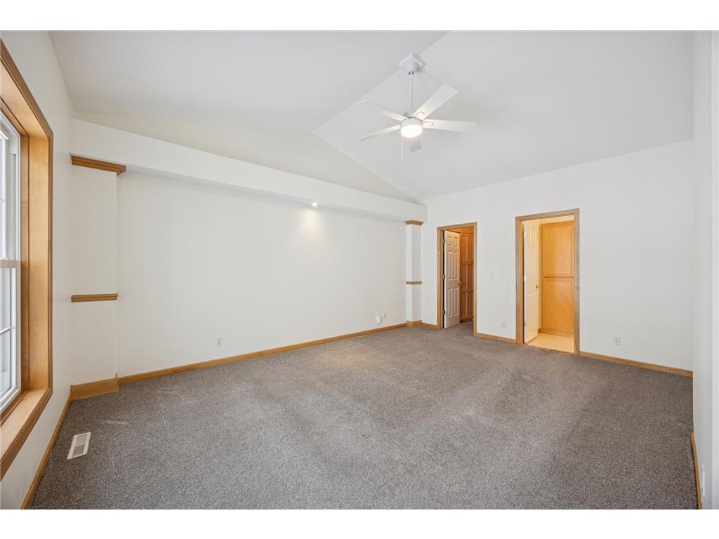 519 Holly Lane N Oakdale MN 55128 7088405 image17