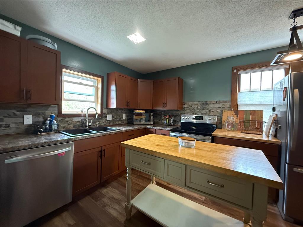 519 N Duluth Avenue N Thief River Falls MN 56701 6720811 image4