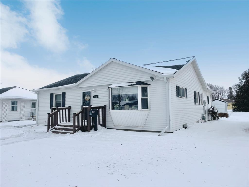 519 N Van Buren Avenue Springfield MN 56087 6825372 image1