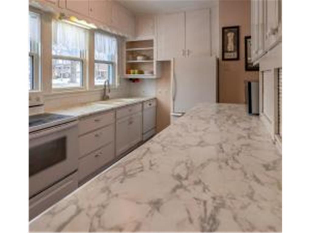 519 Park Avenue Albert Lea MN 56007 - Fountain 7050382 image11