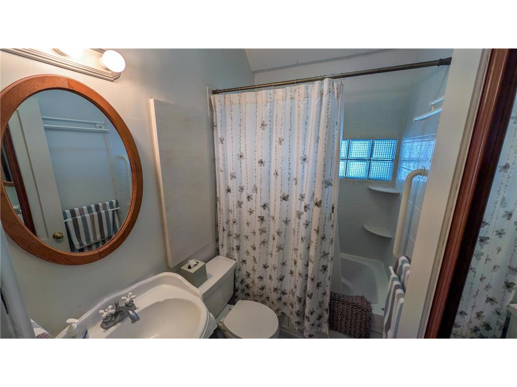 519 Park Avenue Albert Lea MN 56007 - Fountain 7050382 image16