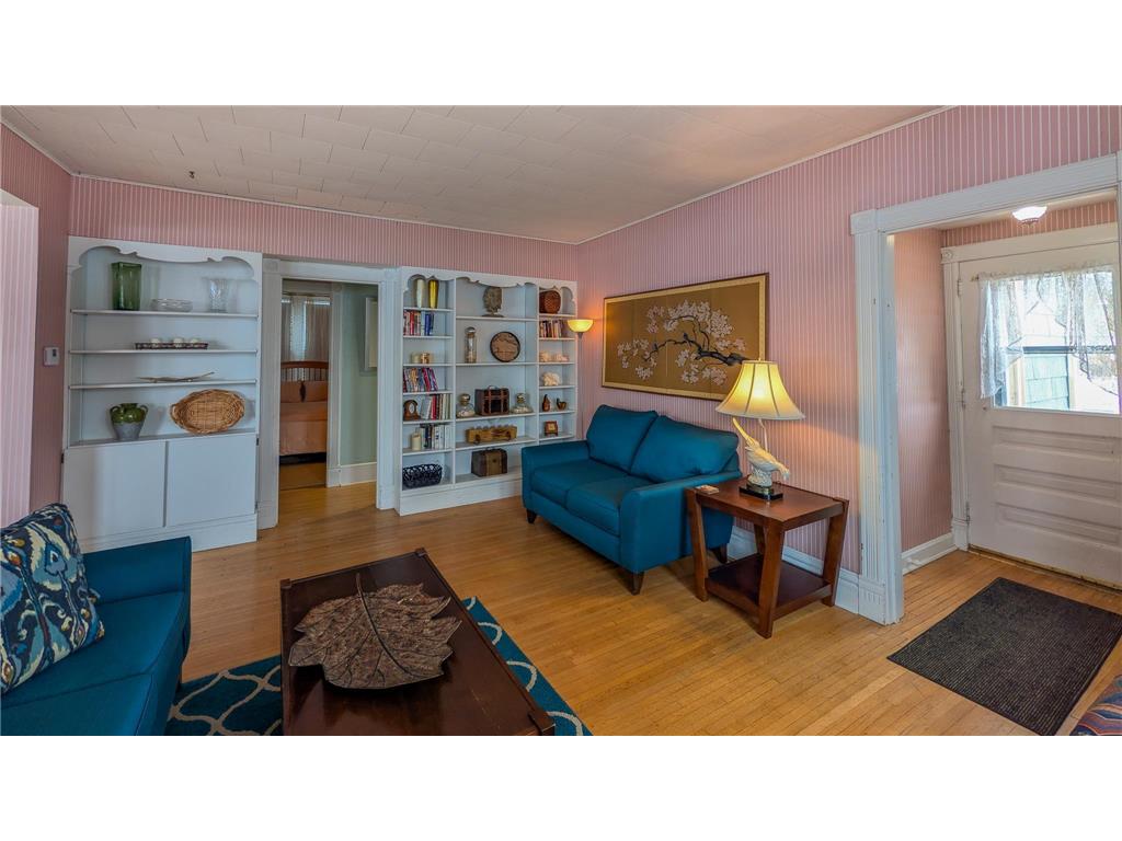 519 Park Avenue Albert Lea MN 56007 - Fountain 7050382 image2