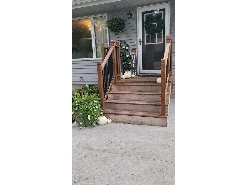 519 Ranchwood Drive, Bird Island, MN, 55310 MLS 6350166 Edina Realty