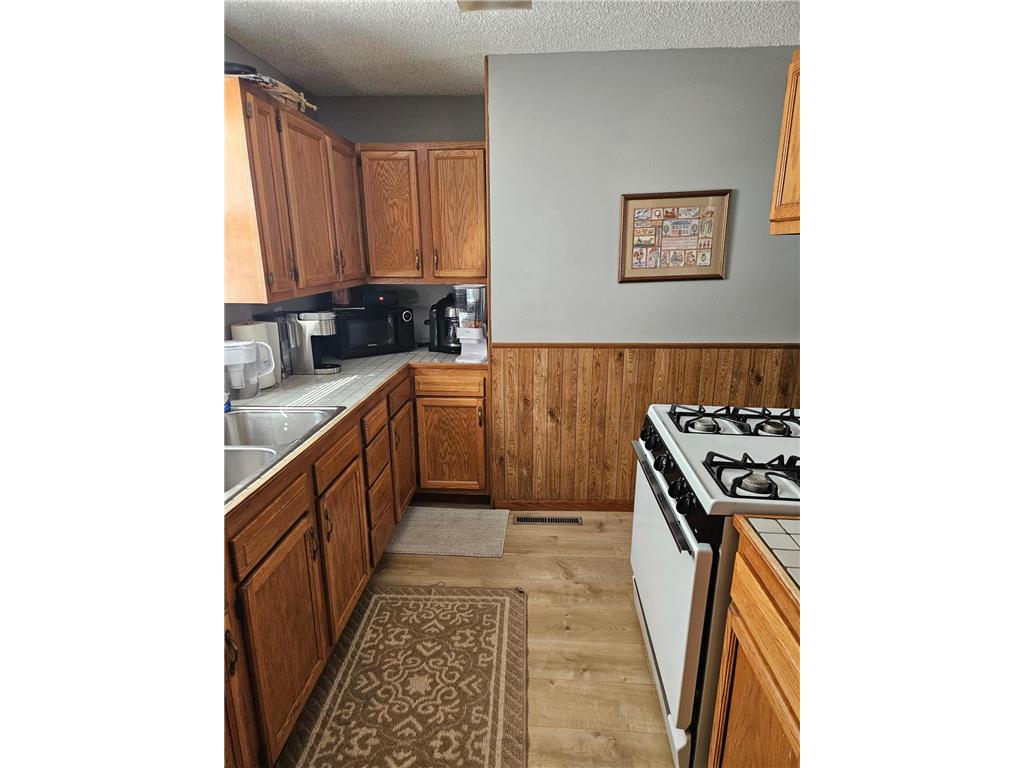 519 S 9th Street Brainerd MN 56401 7043027 image25