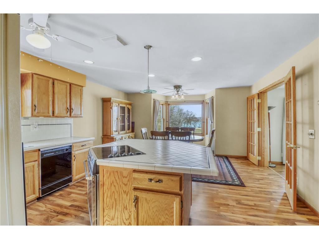 51966 Grobe Beach Road Detroit Lakes MN 56501 - Little Pelican 7045842 image14