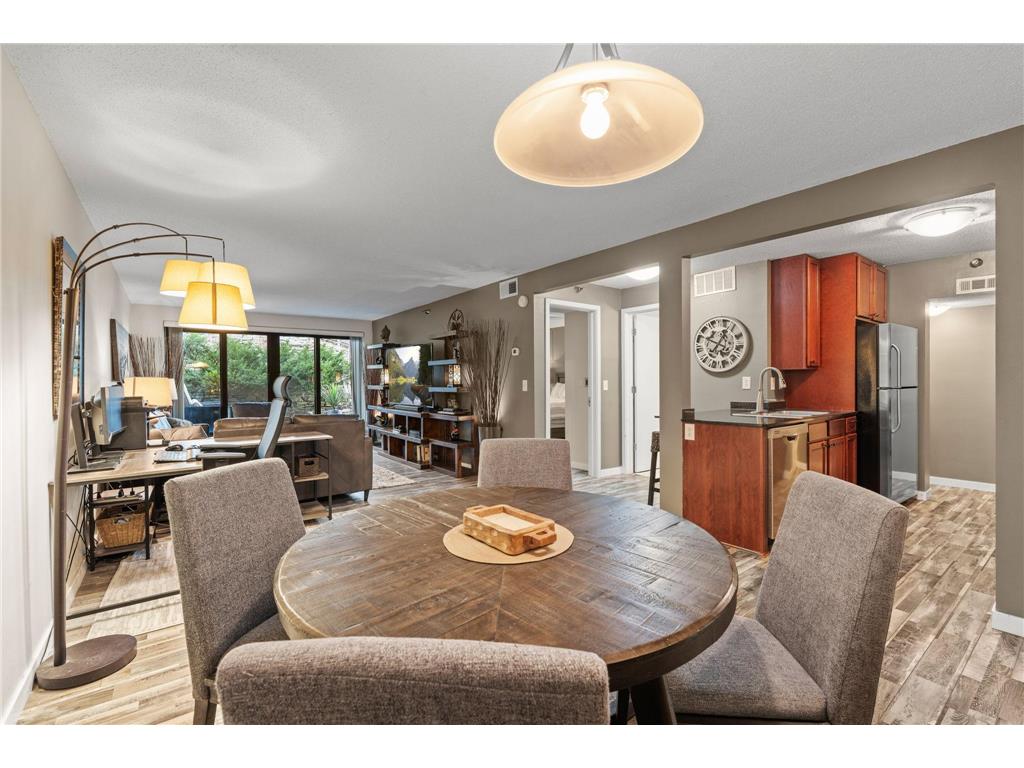 52 Groveland Terrace #108 Minneapolis MN 55403 7059874 image10