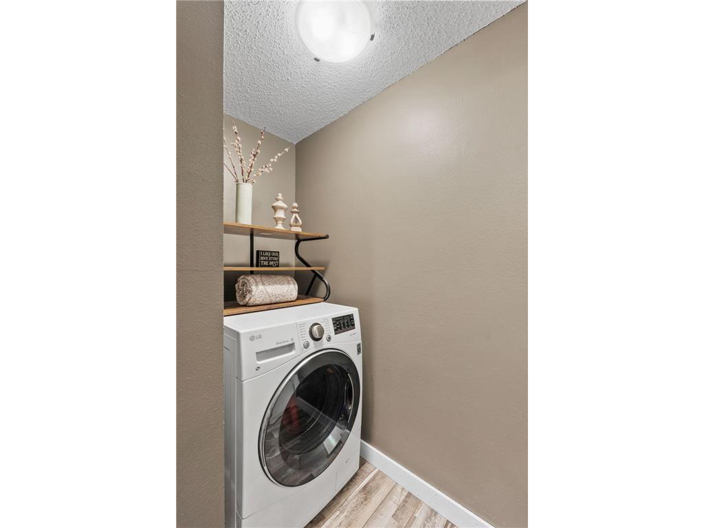 52 Groveland Terrace #108 Minneapolis MN 55403 7059874 image9
