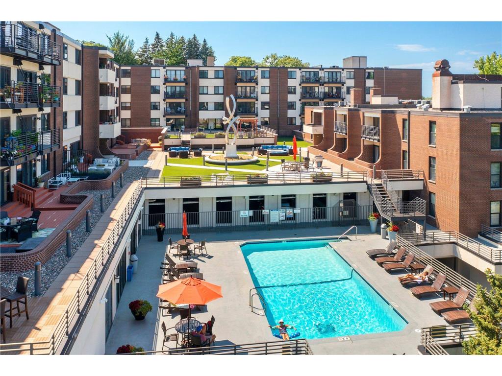 52 Groveland Terrace #A103 Minneapolis MN 55403 6350652 image1