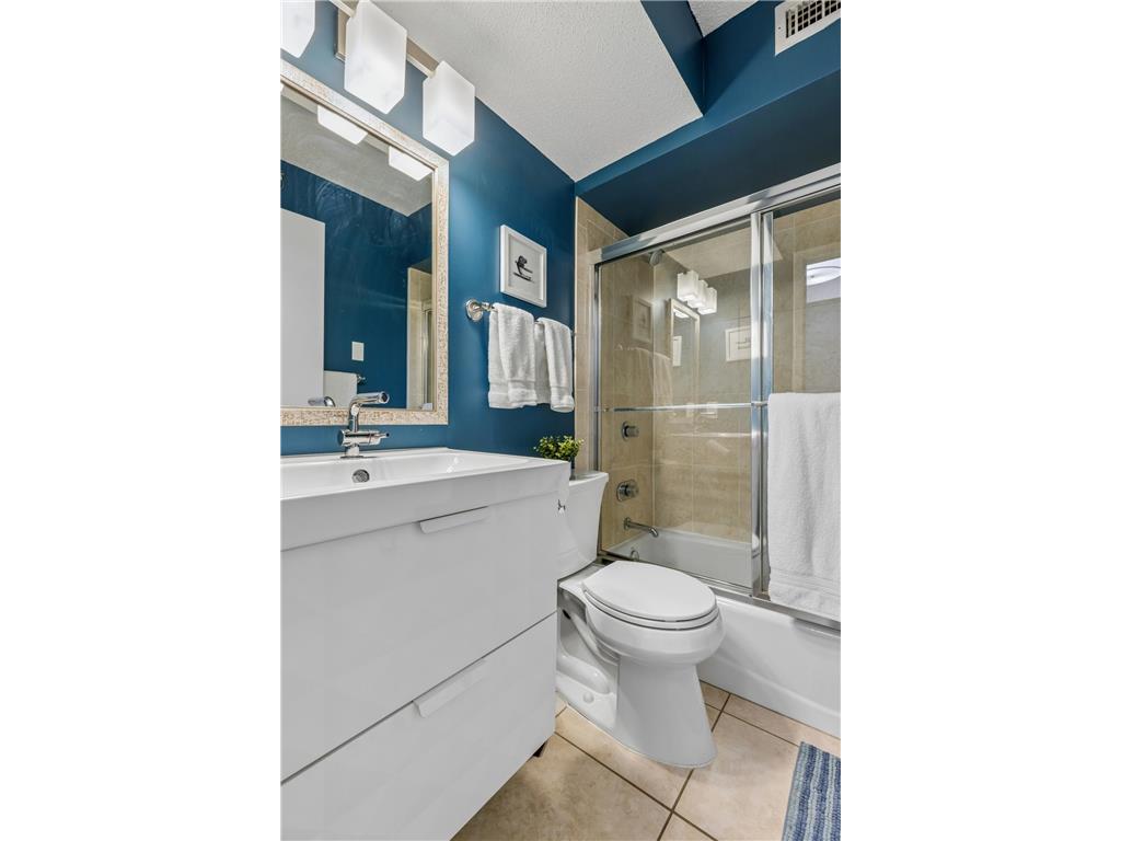 52 Groveland Terrace #A302 Minneapolis MN 55403 7080554 image10