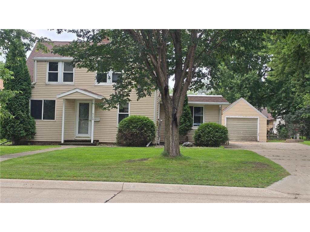 520 16th Street Windom MN 56101 6769709 image1