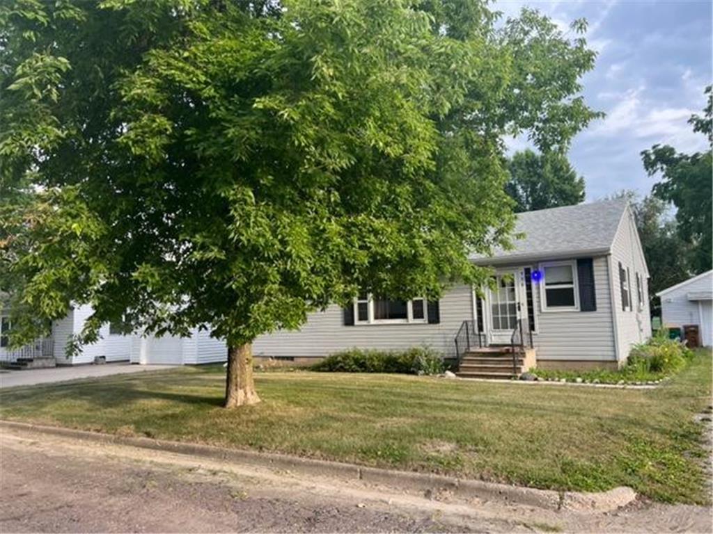 520 1st Street SW New Richland MN 56072 6407999 image1