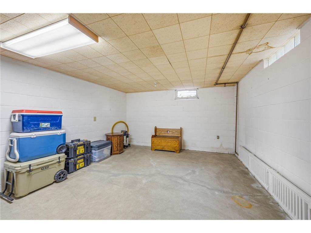 520 2nd Street E Hector MN 55342 7112843 image18