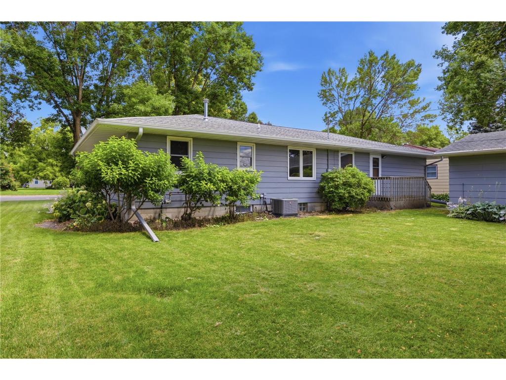 520 2nd Street E Hector MN 55342 7112843 image22