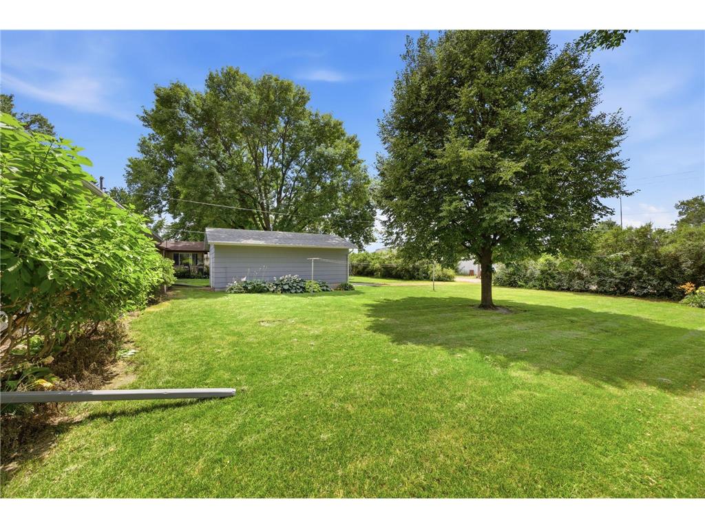 520 2nd Street E Hector MN 55342 7112843 image23