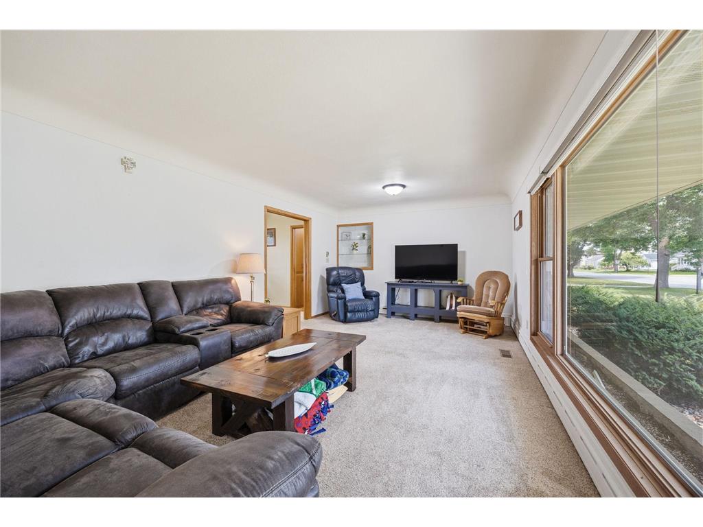 520 2nd Street E Hector MN 55342 7112843 image7