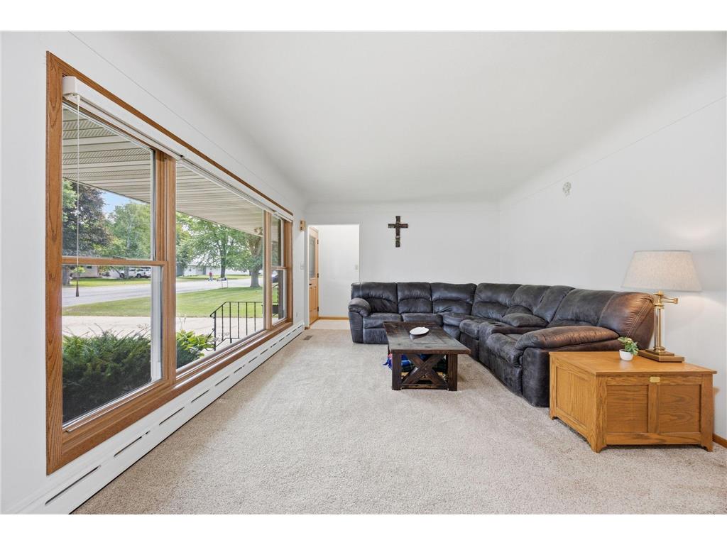 520 2nd Street E Hector MN 55342 7112843 image8