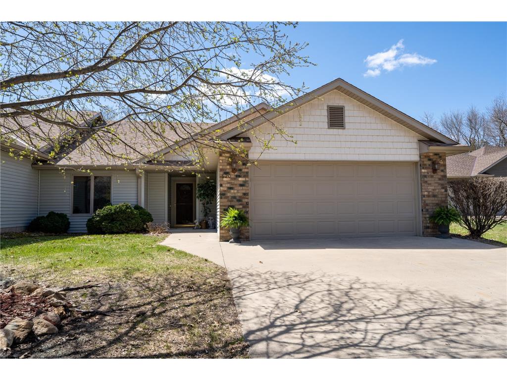 520 4th Street SW, Cannon Falls, MN, 55009 MLS 6358982 Edina Realty