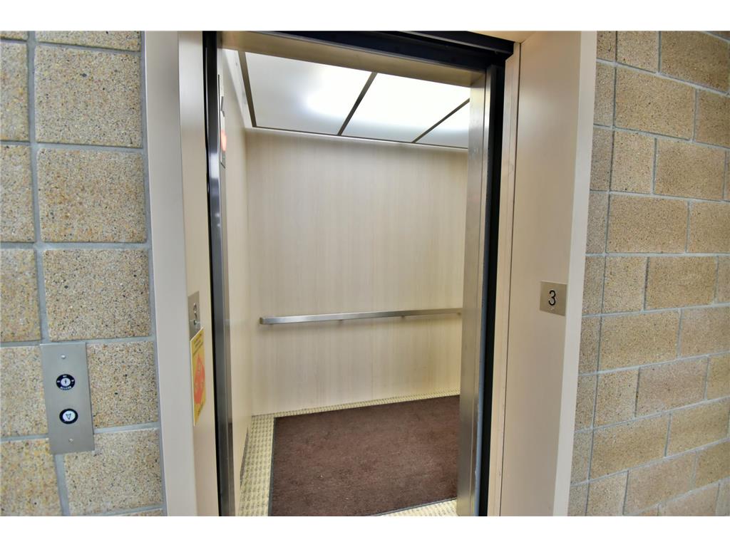 520 5th Street SW #317 Willmar MN 56201 7076391 image32