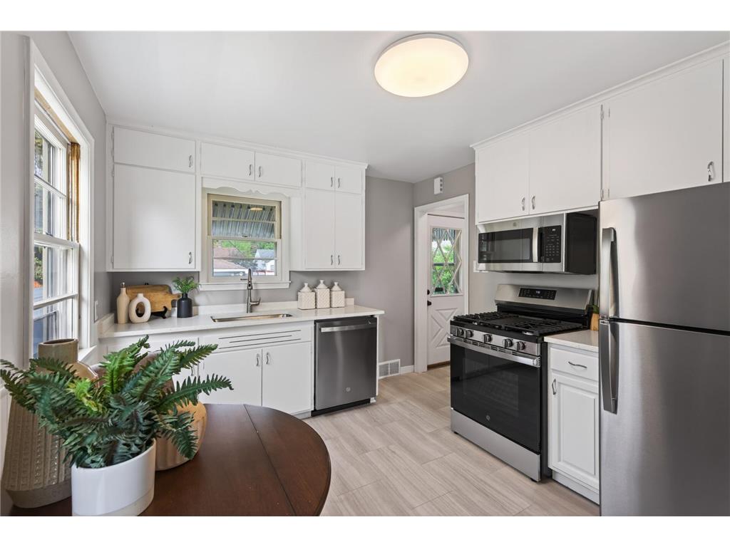 520 7th Avenue S South Saint Paul MN 55075 7080811 image11