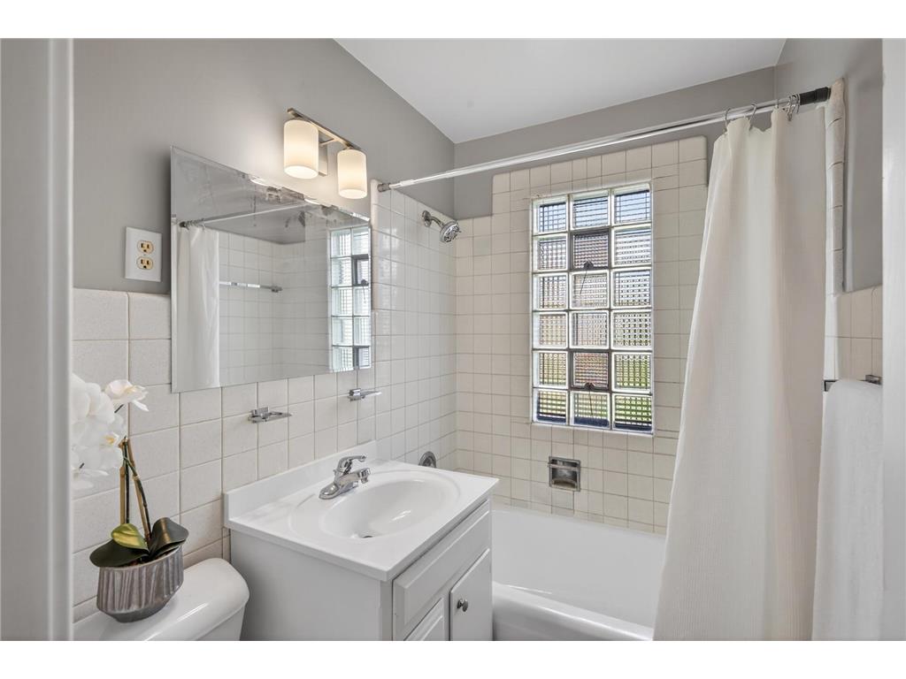 520 7th Avenue S South Saint Paul MN 55075 7080811 image21