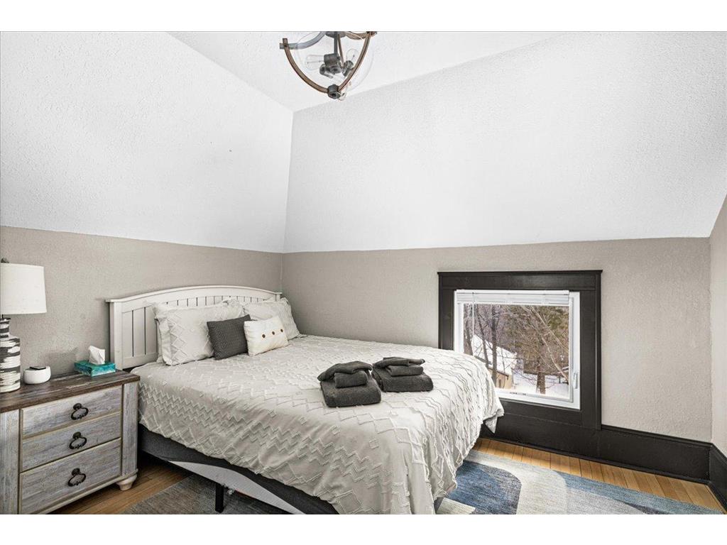 520 7th Avenue Two Harbors MN 55616 7079068 image20