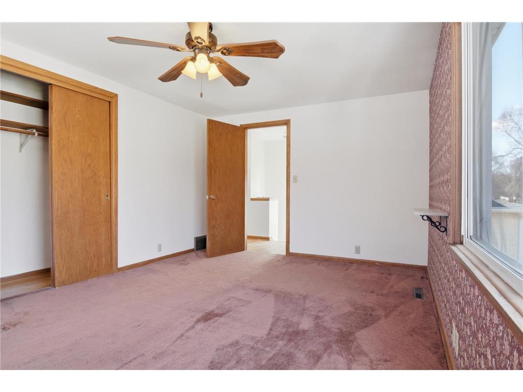 520 Ann Street SE Willmar MN 56201 7058290 image14
