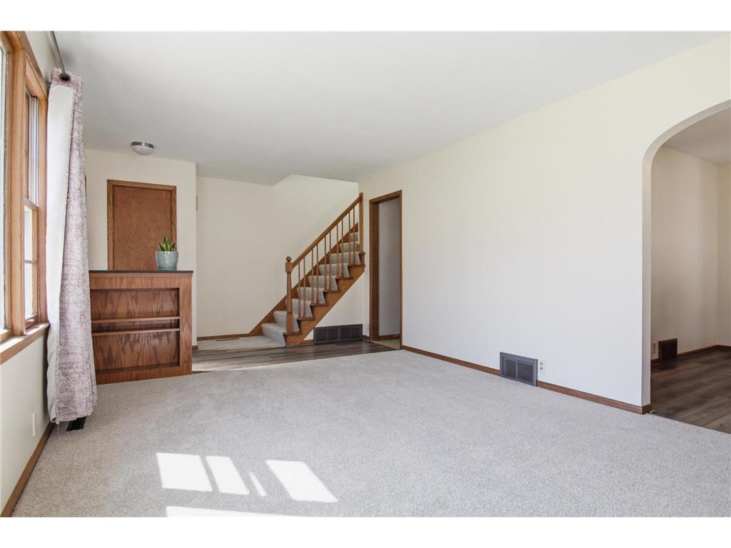 520 Ann Street SE Willmar MN 56201 7058290 image5