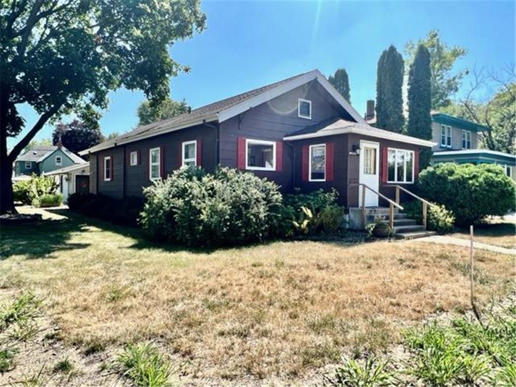 520 E 5th Street, Redwood Falls, MN 56283 MLS 6410080 Edina Realty