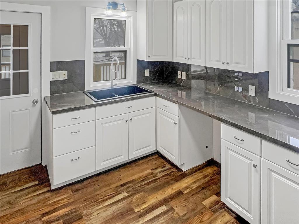 520 E Blue Earth Avenue Fairmont MN 56031 7012303 image10