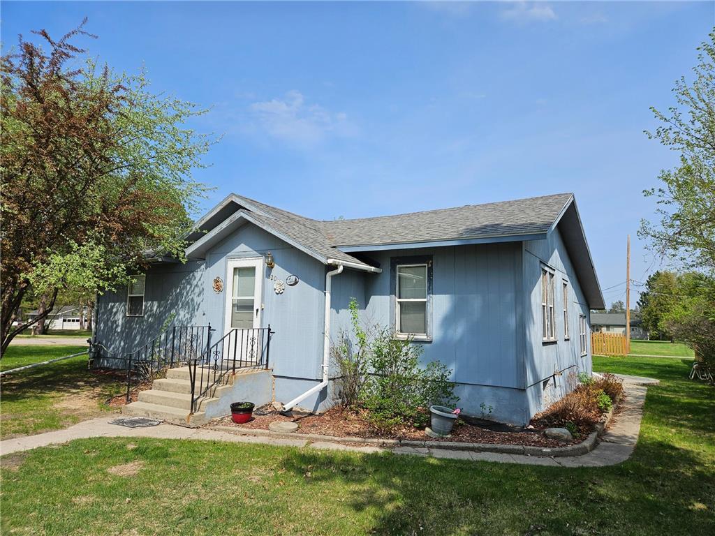 520 Geary Avenue NE Bagley MN 56621 6373473 image1