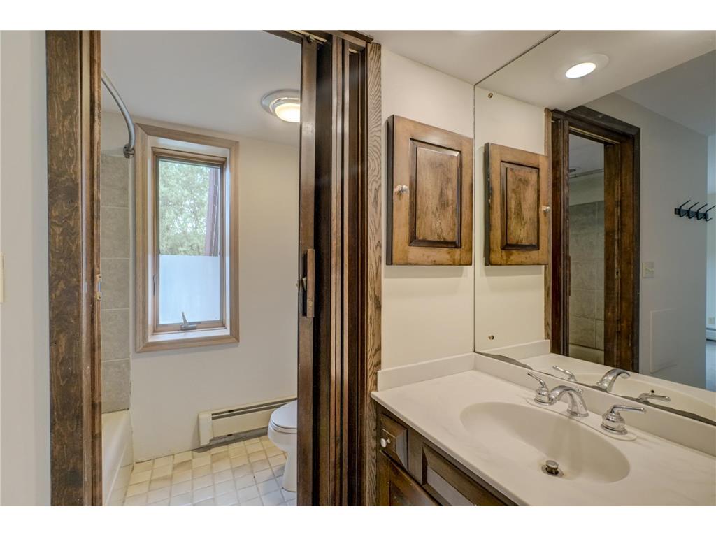 520 Glenbrook Avenue N Oakdale MN 55128 - Tanners 7098927 image47