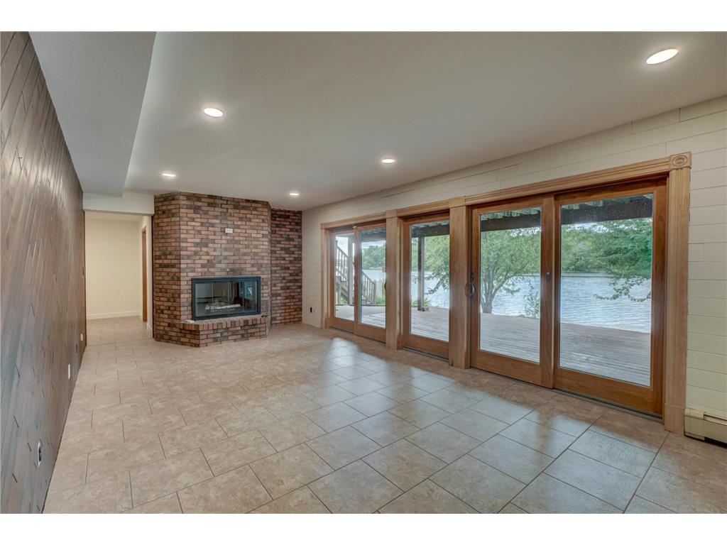 520 Glenbrook Avenue N Oakdale MN 55128 - Tanners 7098927 image50