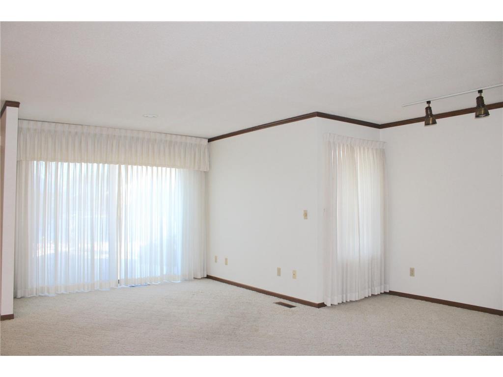 520 Graham Street SW Hutchinson MN 55350 6815207 image3