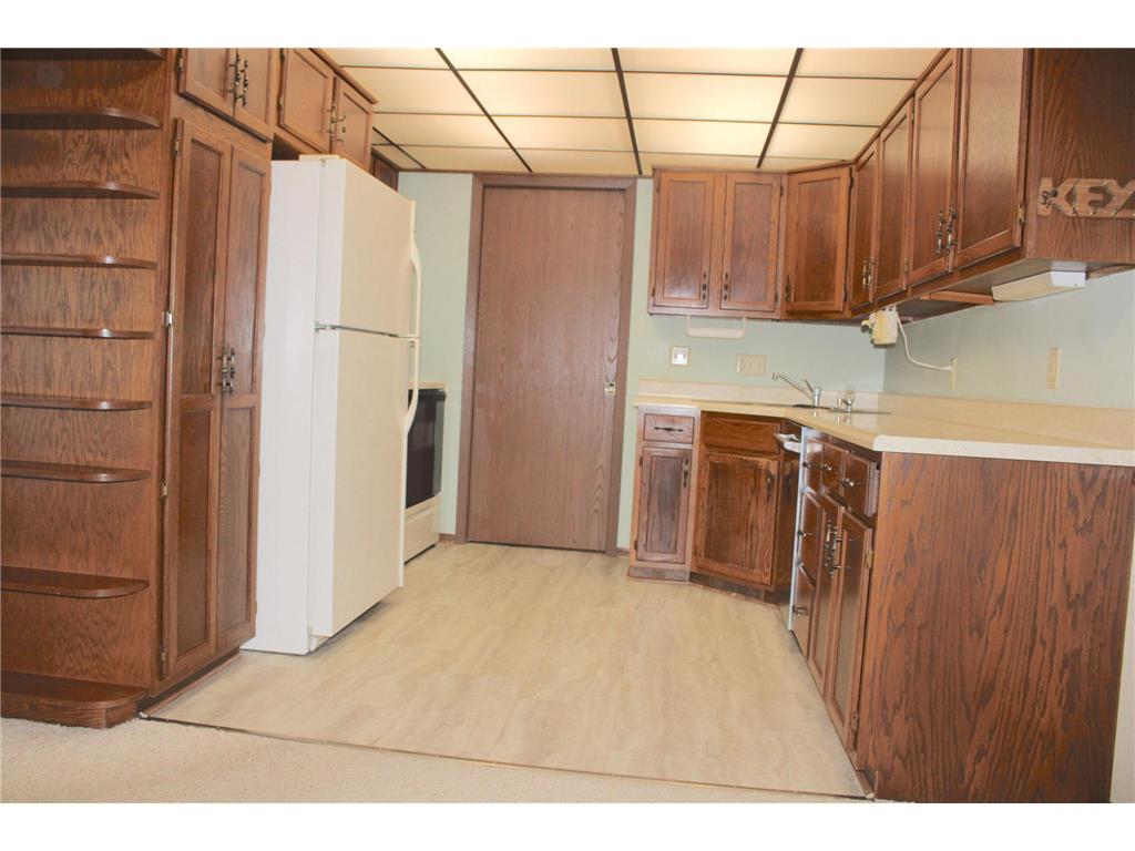 520 Graham Street SW Hutchinson MN 55350 6815207 image4