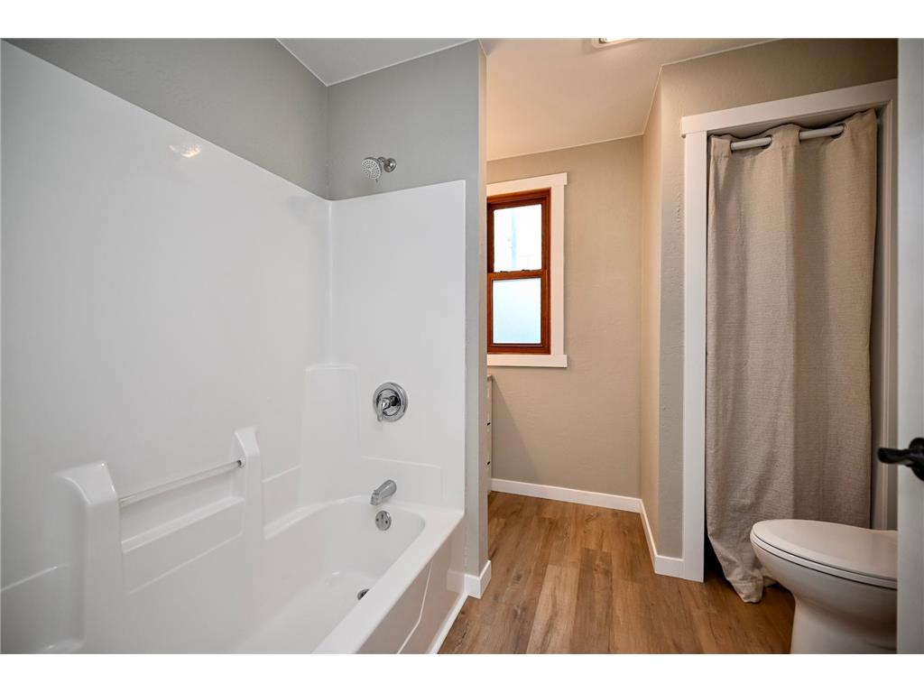 520 Hamilton Street Winona MN 55987 7090097 image15